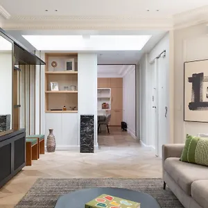 Highstay - Luxury Serviced - Tuileries Garden Apartment Paris